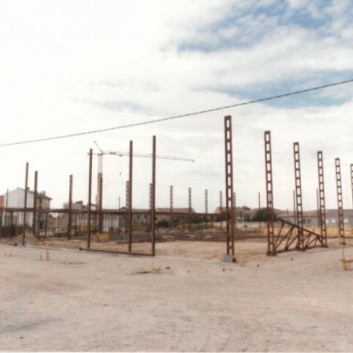 Estructura y cerramiento pabellón polideportivo municipal