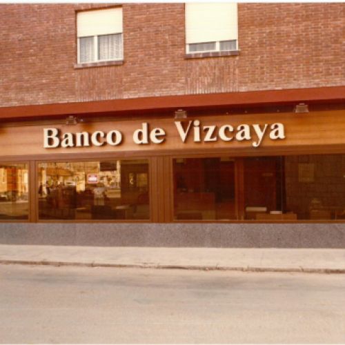 Carpinterías metalicas en Banco BBVA