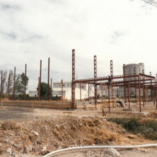 Estructura y cerramiento pabellón polideportivo municipal