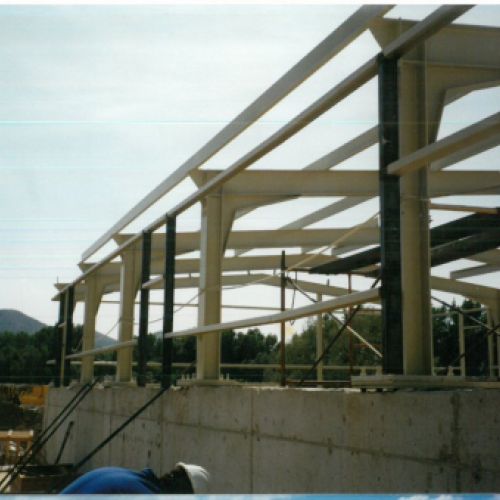 Estructura minicentral hidroeléctrica Baños de Cerrato